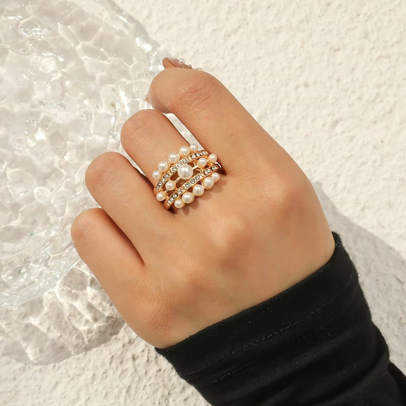 Elegant  Pearl Zirconia Ring