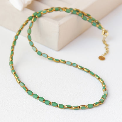Vintage Iridescent Oval Bead Necklace in green