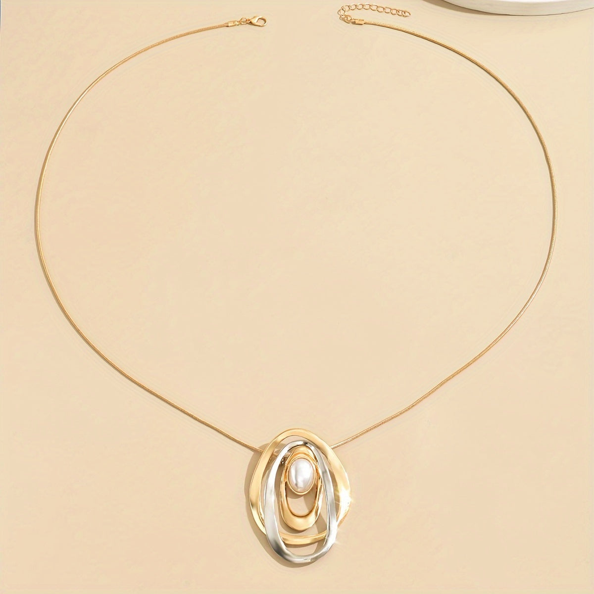 Full length of the Statement Pearl Geometric Pendant Necklace