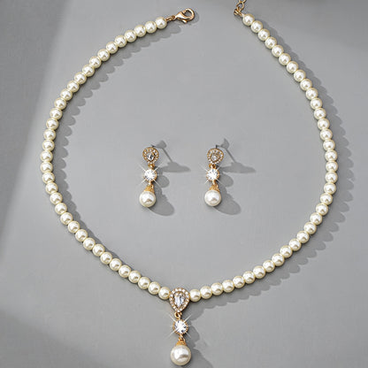 Full view of the pearl necklace and earrings