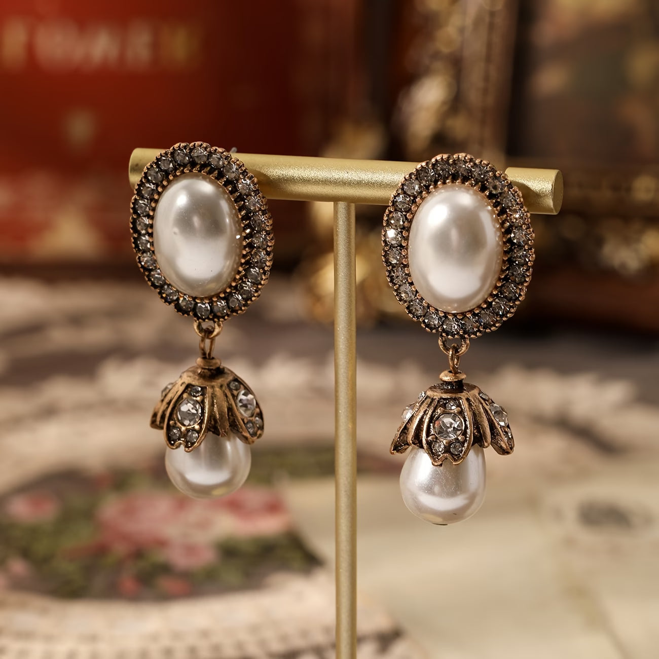Vintage Frame Pearl Earrings