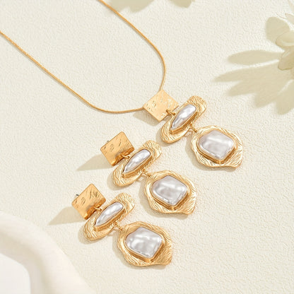 Elegant Pearl Mosaic Jewelry Set necklace