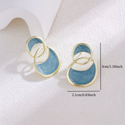 Timeless Gold Circle Earrings