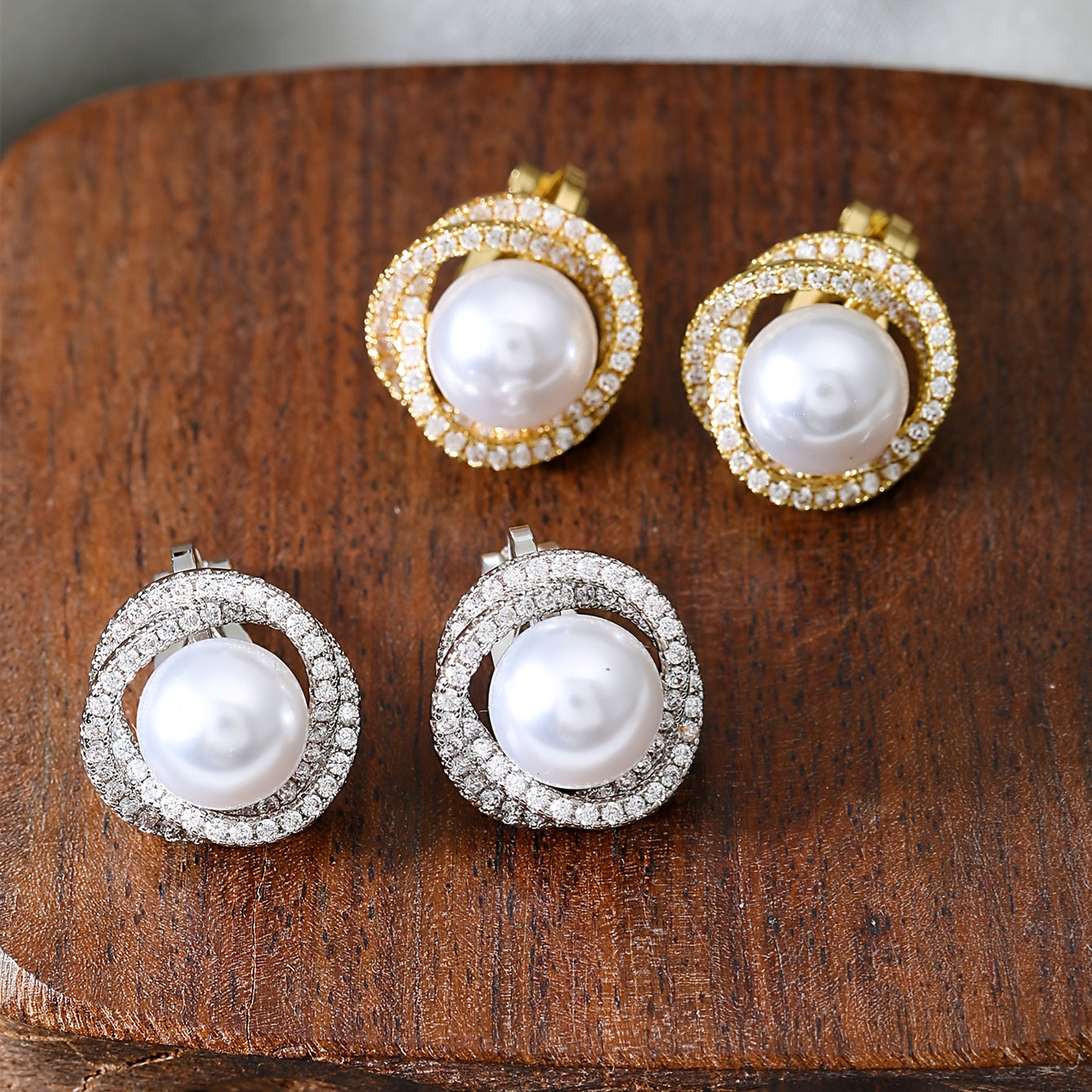 Classic Pearl Halo Clip Earrings detail