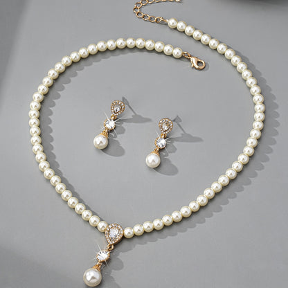 Pearl strand necklace and matching drop earrings