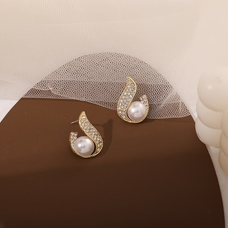 Waterdrop Pearl Earrings