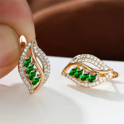 Sophisticated Gold Nature-Inspired Earrings
