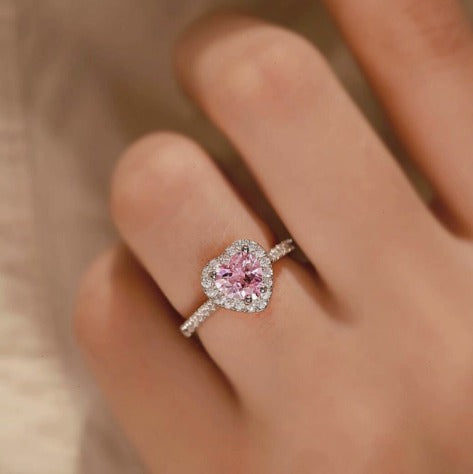 Adjustable Elegant Rosé Sapphire Heart Ring