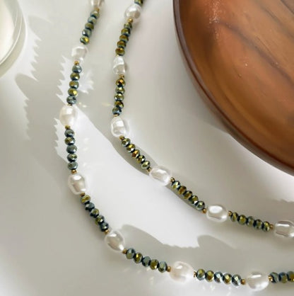 Premium Pearl Stackable Necklace Set (2 pcs)