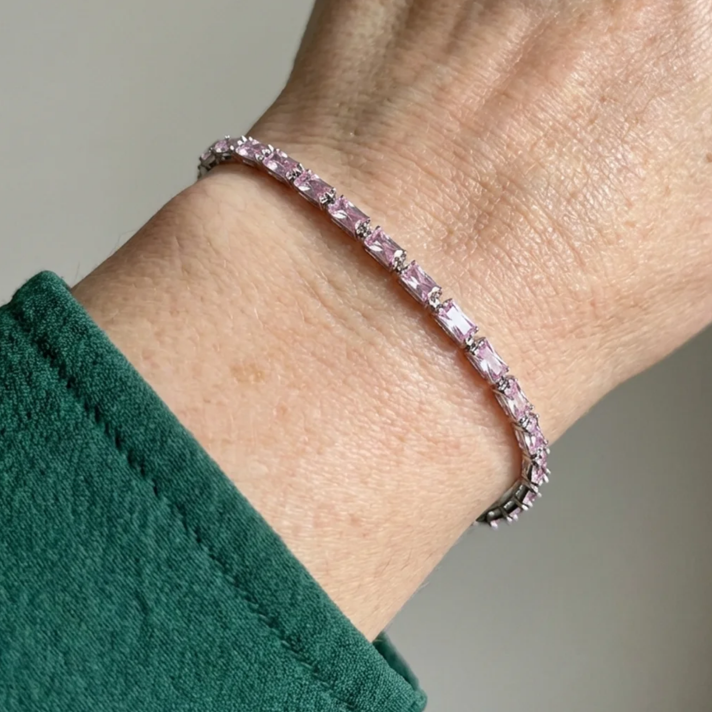 Elegant Rosé Sapphire Gold Tennis Bracelet