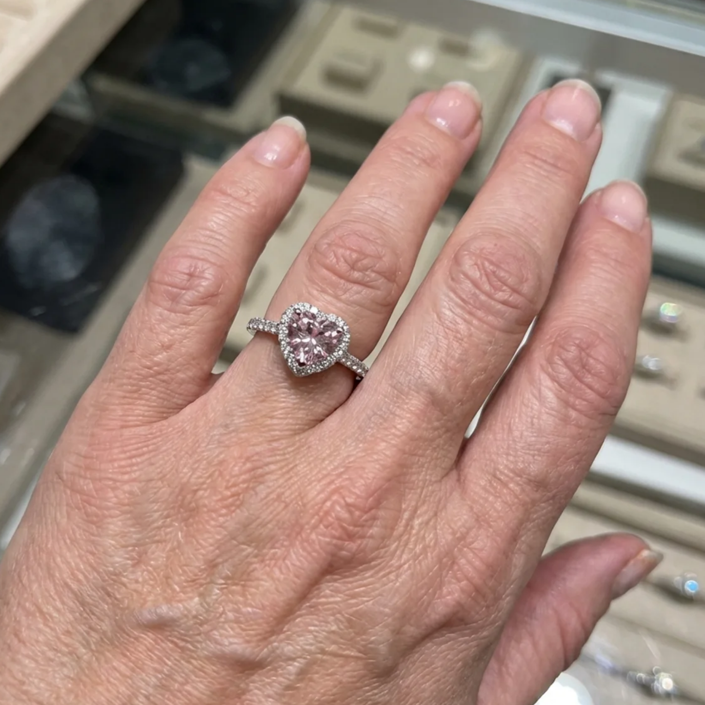 Adjustable Elegant Rosé Sapphire Heart Ring