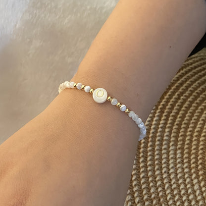 Elegant Initial Pearl Bracelet letter O