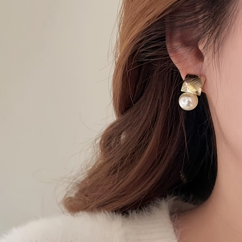 Pearl Cushion Earrings