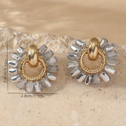 Size guide for the Elegant Pearl Beaded Fan Earrings