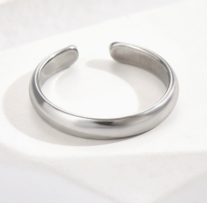 Timeless Classic Ring