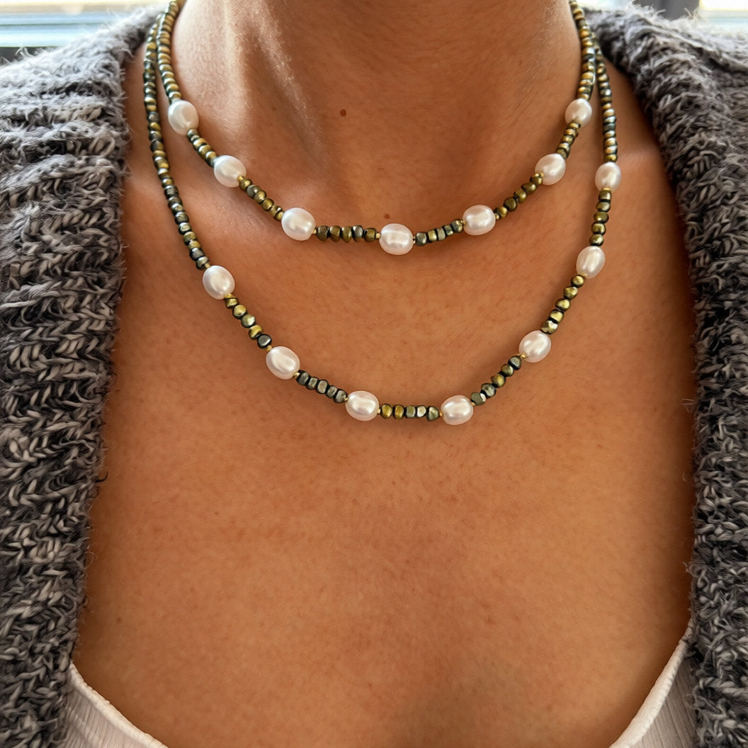 Premium Pearl Stackable Necklace Set (2 pcs)
