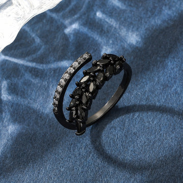 Black / Adjustable