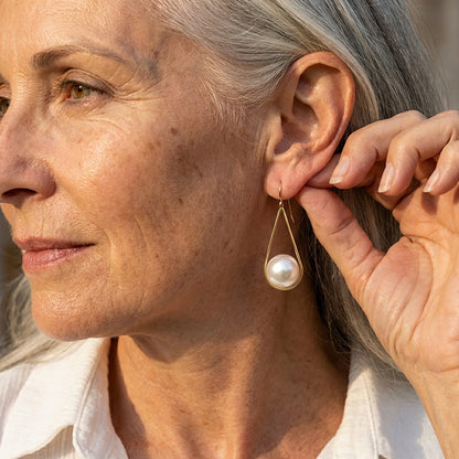 Elegant Pearl Mystic Earrings